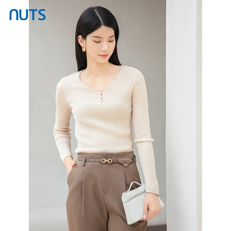 NUTS商场同款春秋季新款简约气质修身通勤纯色套头衫女4390515A1