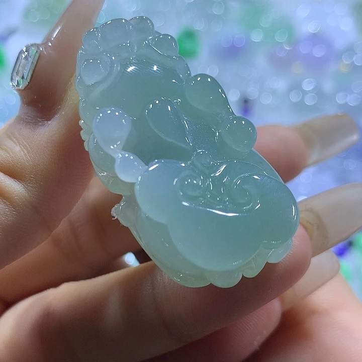 翡翠未镶嵌颈饰天然翡翠A货吊坠