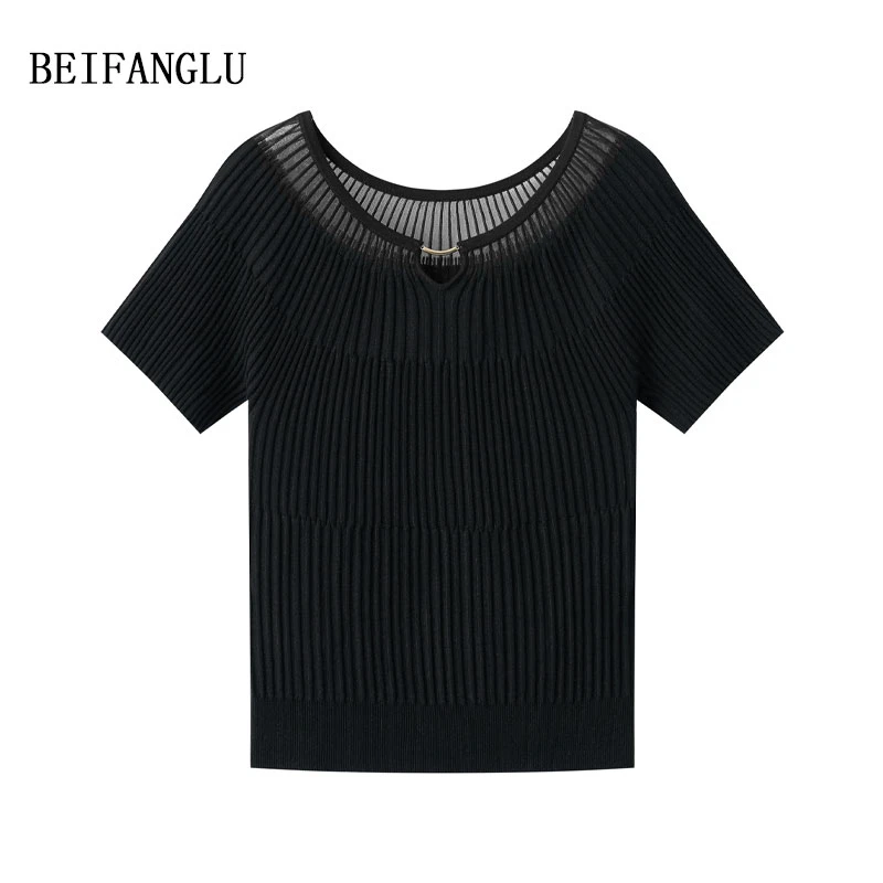 北方鹿 夏季新款圆领竖坑条女装百搭气质通勤上衣短袖纯色XQ269