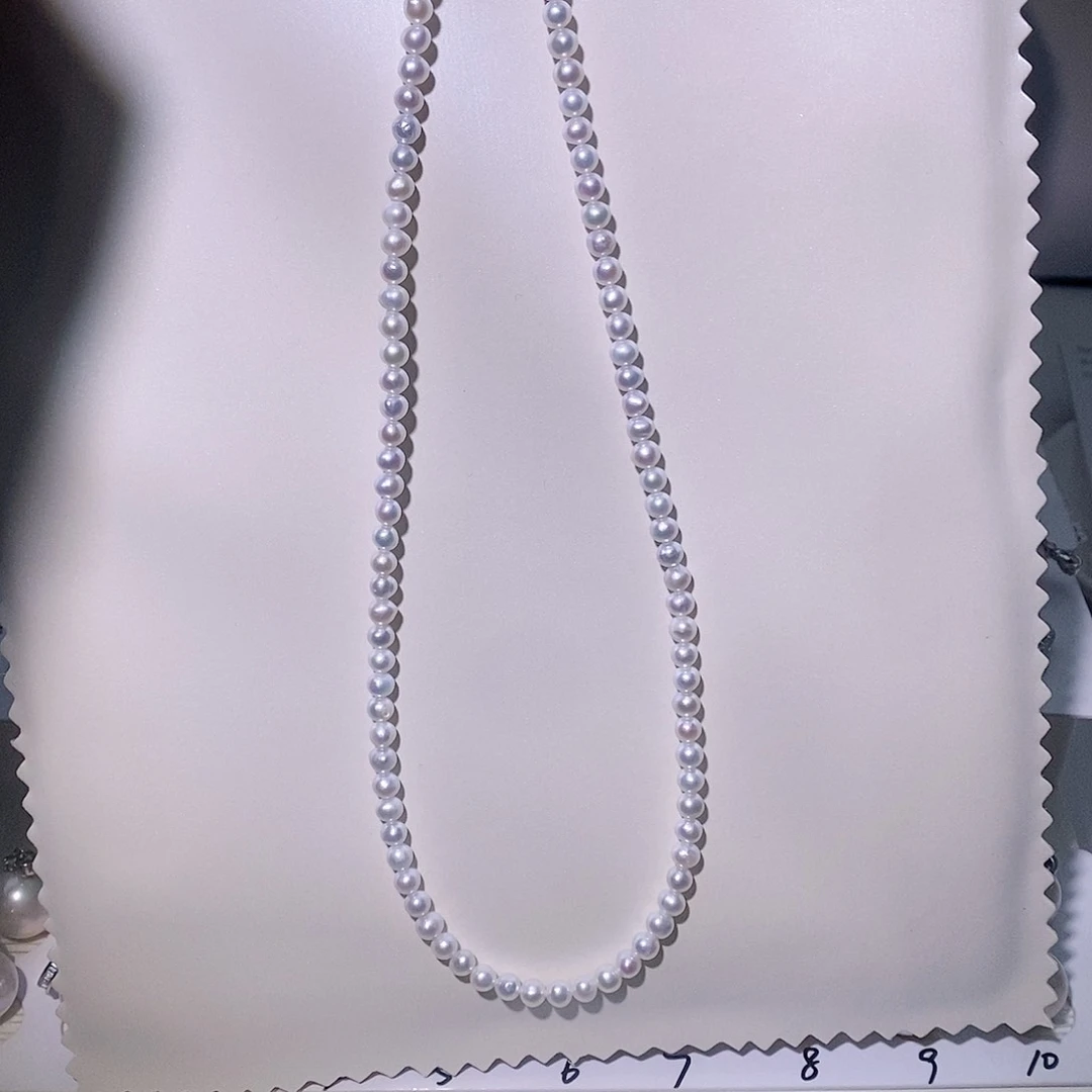 淡水珍珠颈饰银S925镶嵌尺寸4/5毫米小米珠