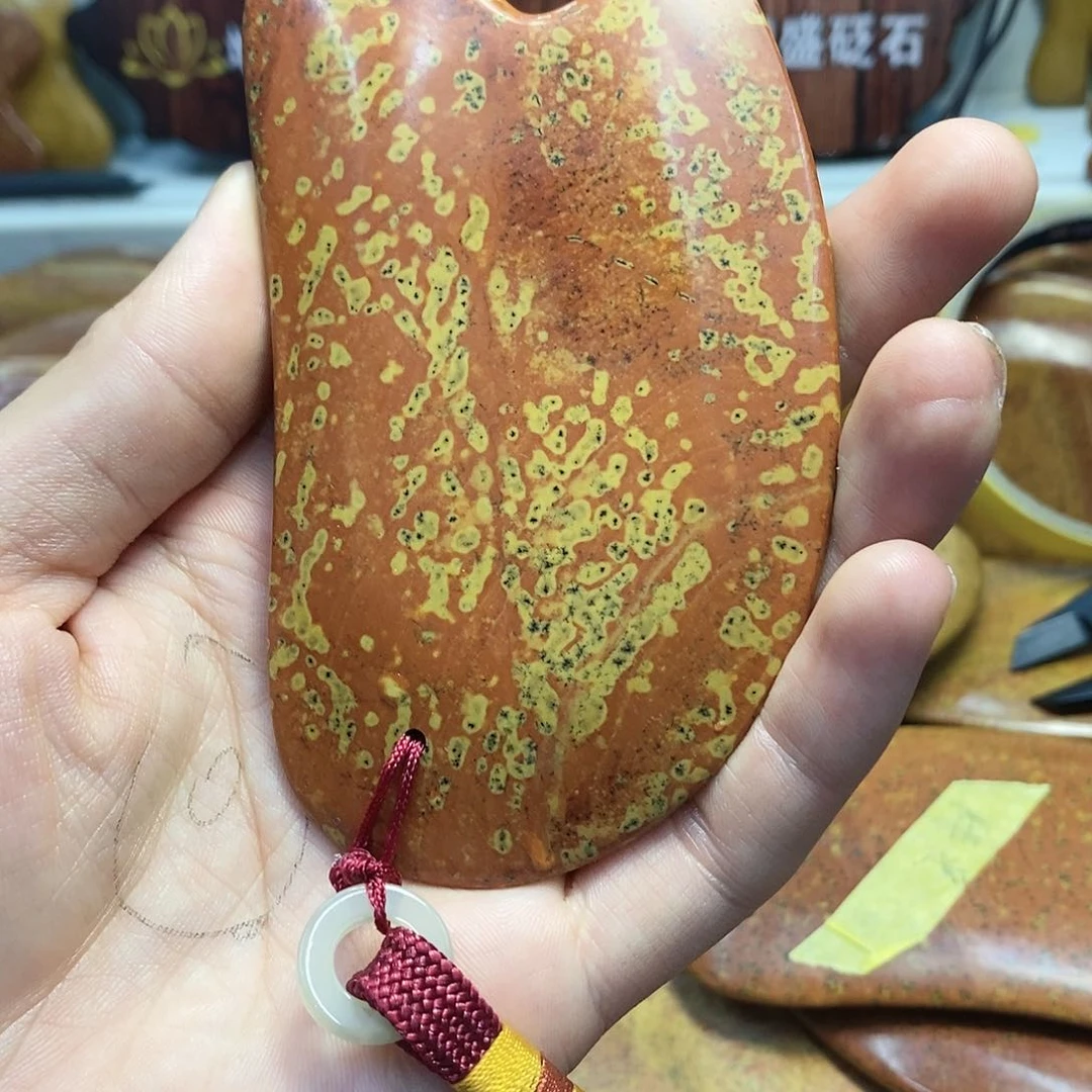 泗滨砭石漂亮刮板