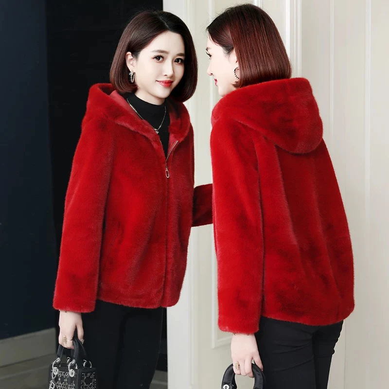 冬季新款新年战袍红色春节外套连帽保暖加厚女貂绒毛毛仿皮草大衣