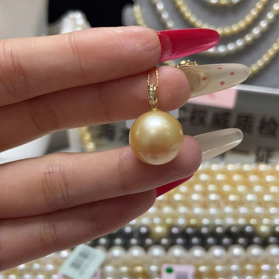 海水珍珠颈饰18K金镶嵌