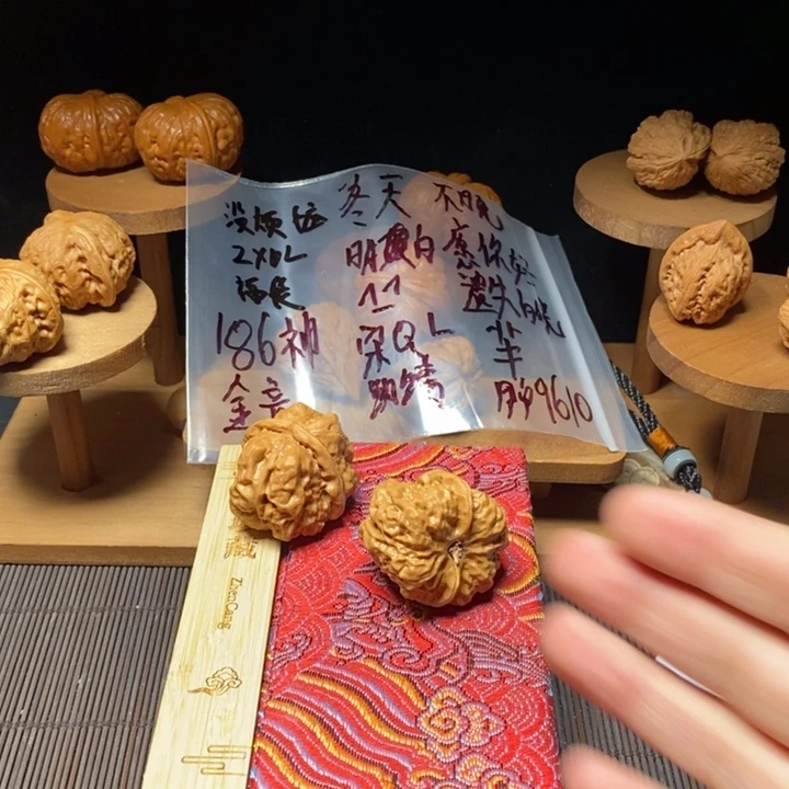 华***6核桃和松仁玉米都可以用