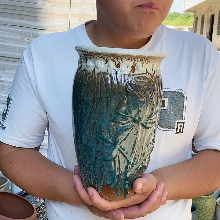 紫砂花盆口15高25瑕疵