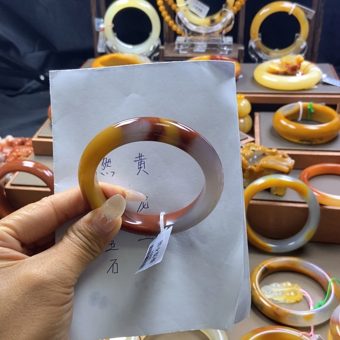 山***1石英质玉（黄龙玉）未镶嵌手镯阳阳