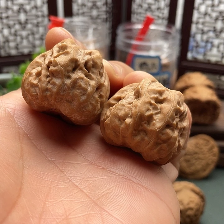 文玩核桃吊坠蛤蟆