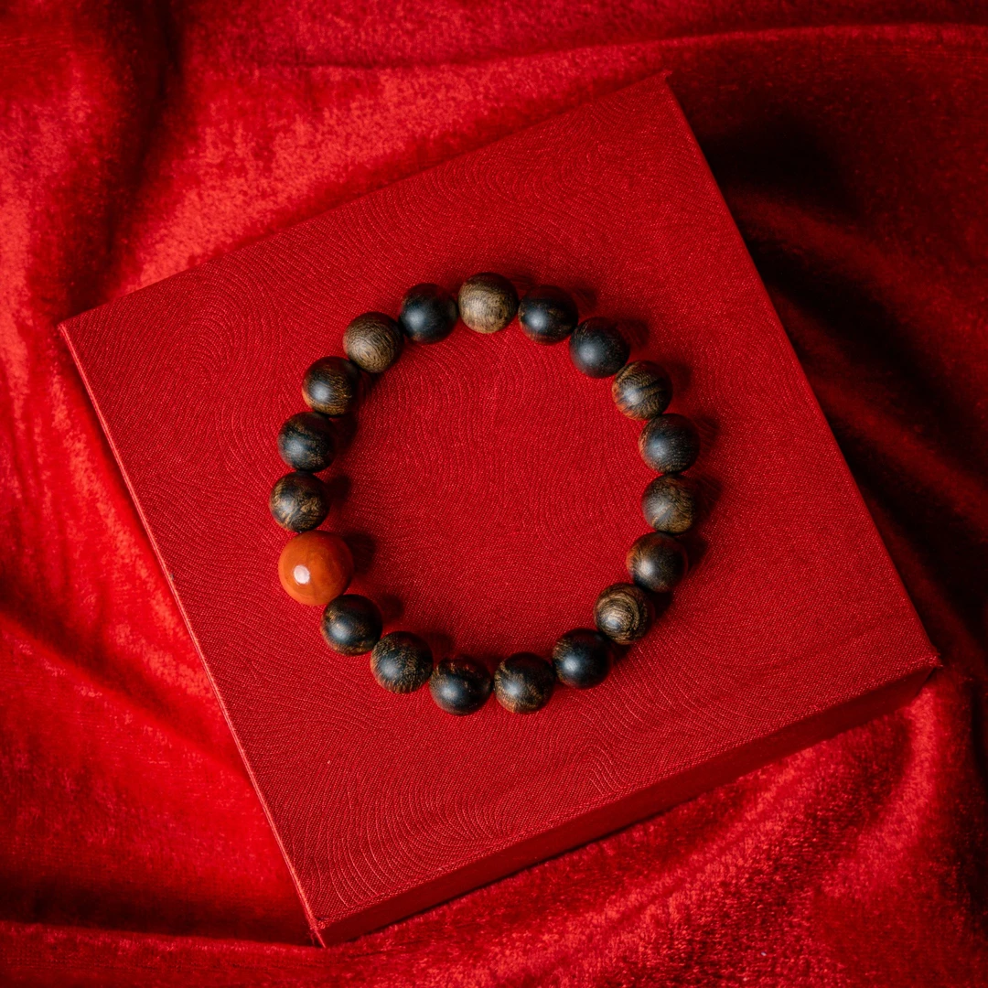 【沉水】馆藏级越南芽庄瘤疤玉化老白奇沉香1.0单圈设计款