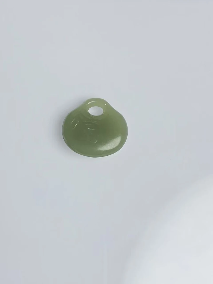 和田玉竹叶平安锁女士款宝宝款锁包(多样性发其一)编号037