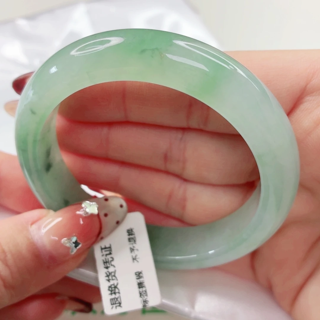 翡翠未镶嵌手镯52.6x579