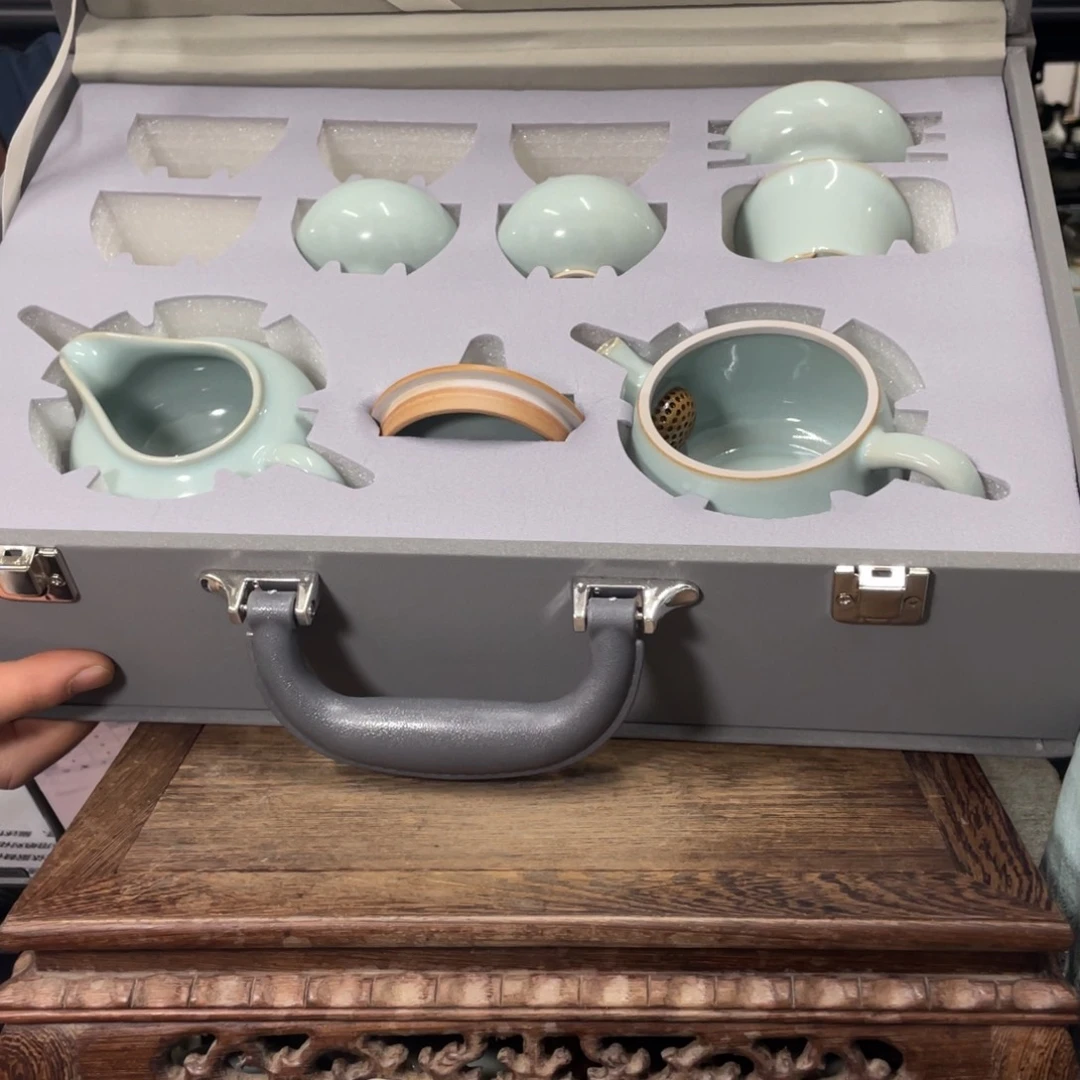 瓷片天青汉瓦壶十件套