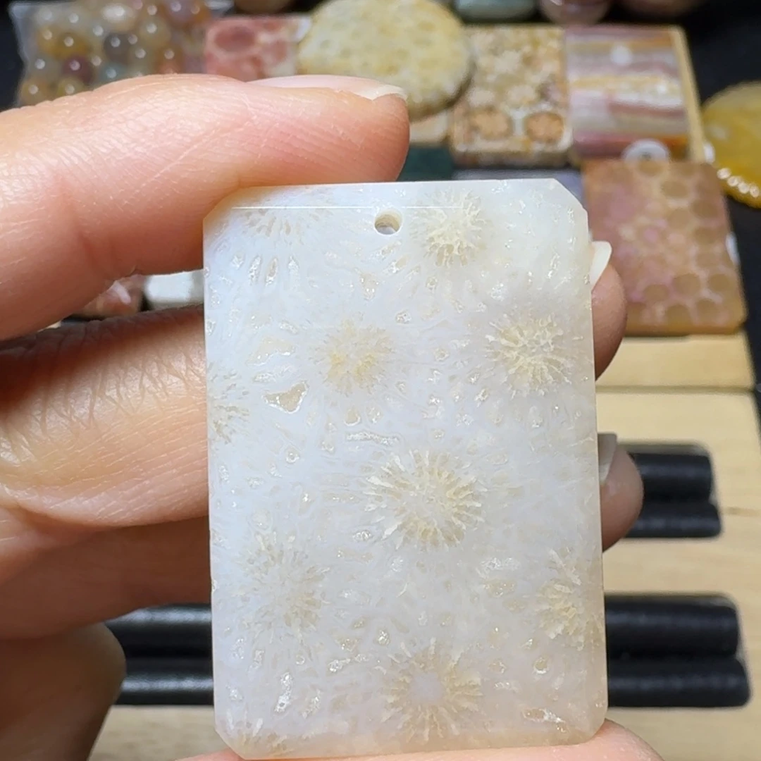 硅化玉糖块未镶嵌