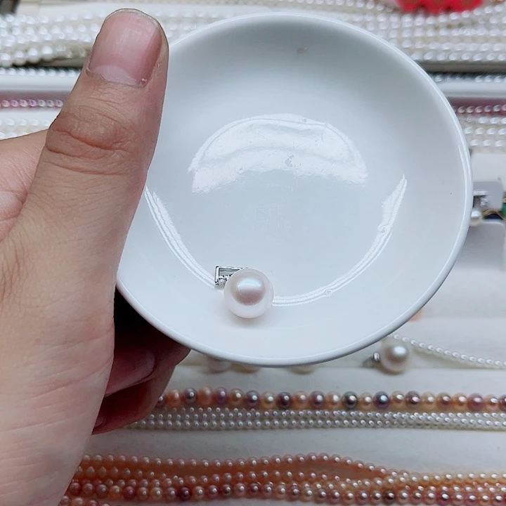 银S925镶嵌淡水珍珠耳饰