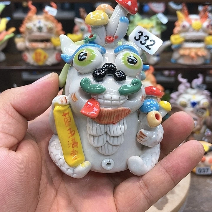 摆件直播间手工抽象陶瓷摆件332