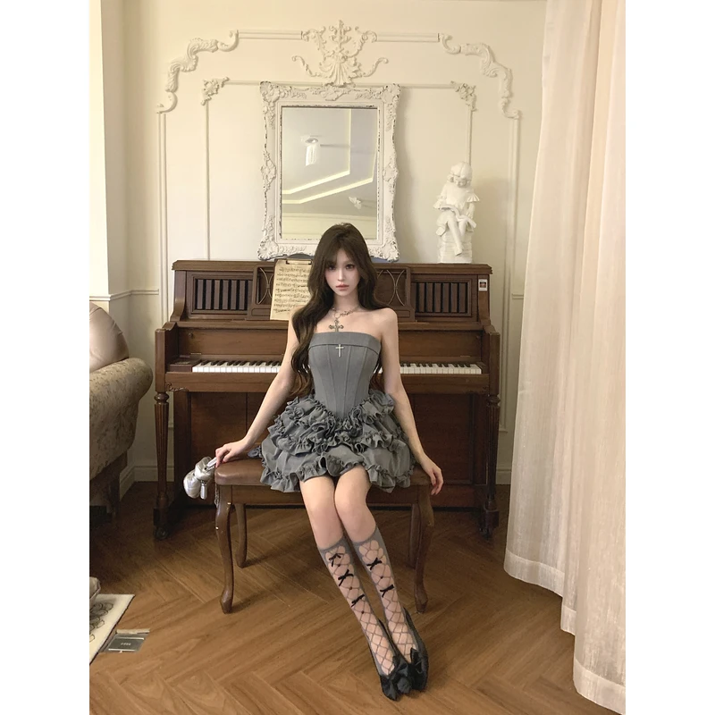 2025新款法式气质别致纯欲性感鱼骨抹胸蛋糕蓬蓬裙公主裙小礼裙女