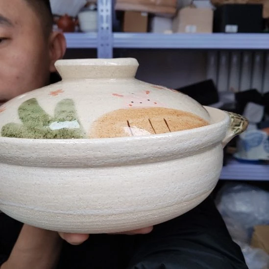 铁兔子砂锅。。。。。。。。。。。。