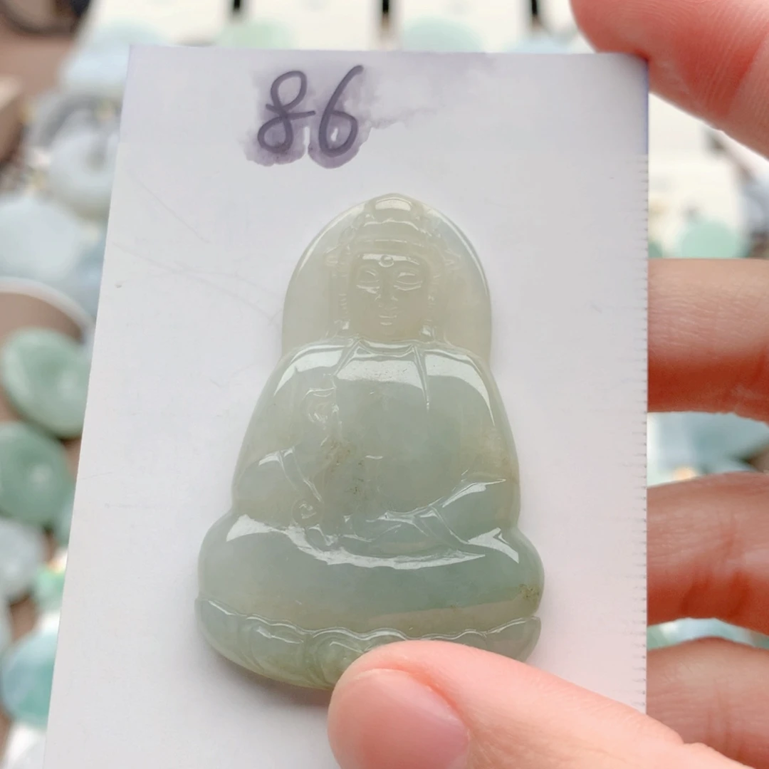 翡翠未镶嵌颈饰吊坠