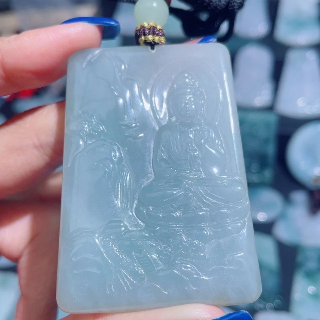 翡翠未镶嵌颈饰山水观音
