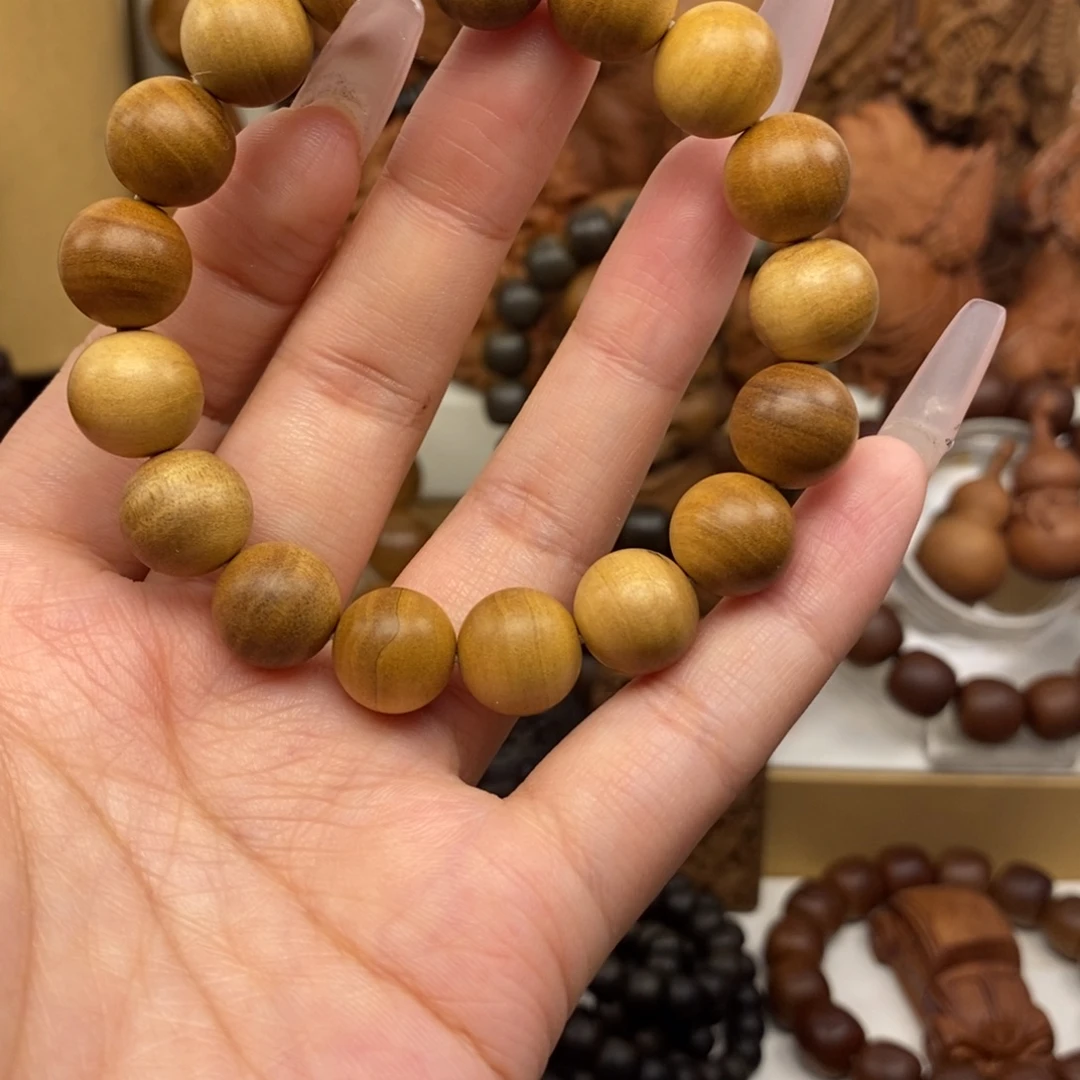 手串/手链檀香木迈索尔老山檀香1.2单圈奶香，微瑕