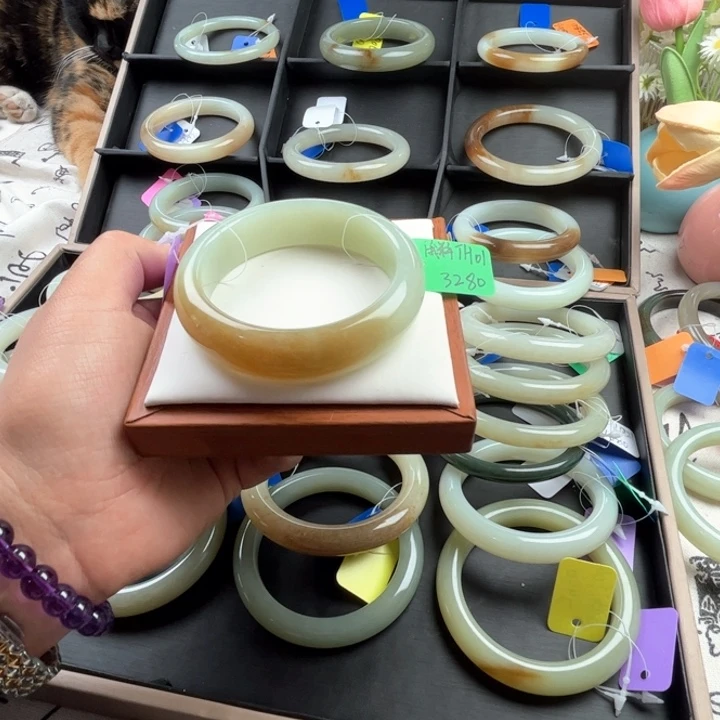 未镶嵌手镯和田玉玲珑美镯57.3