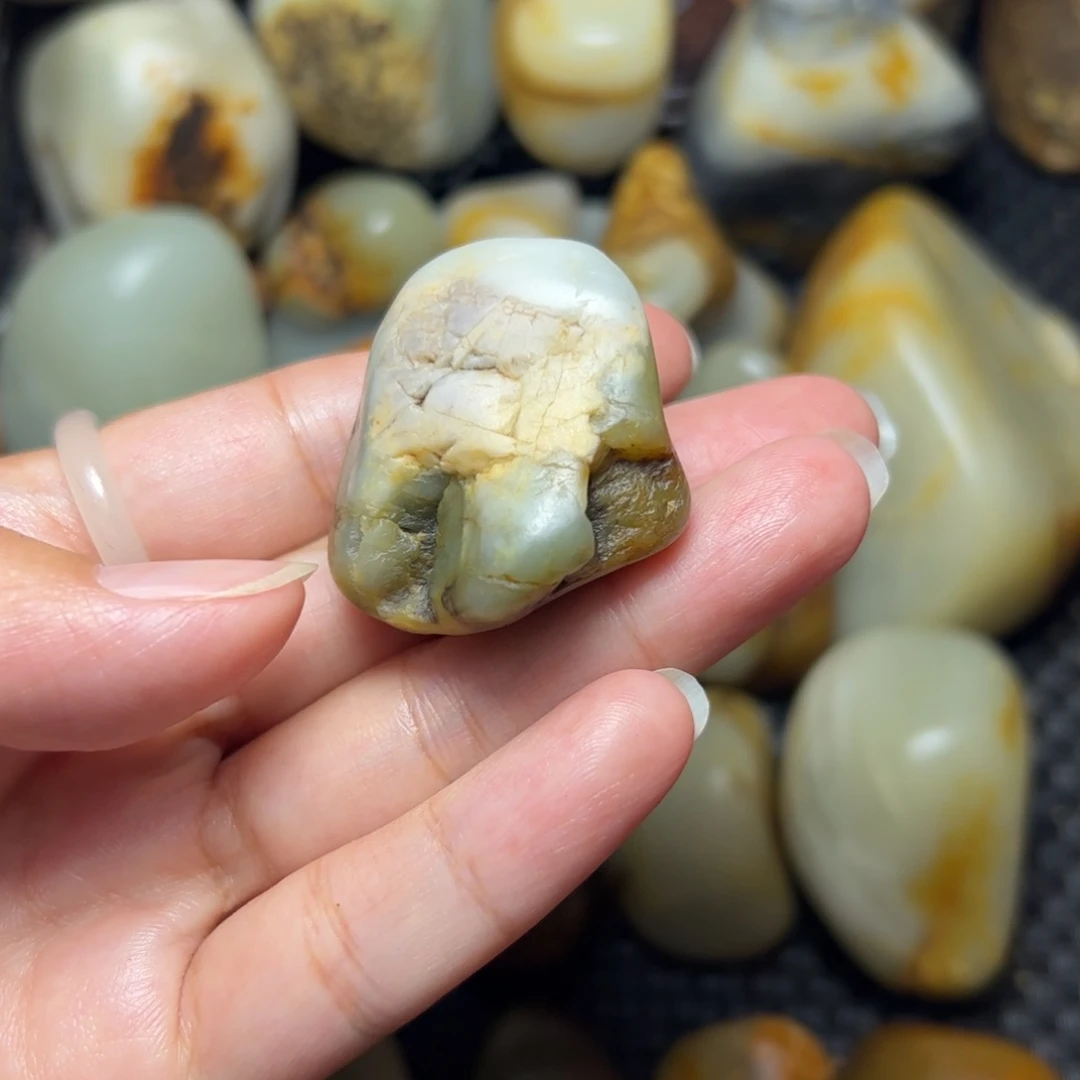 和田玉未镶嵌挂件1