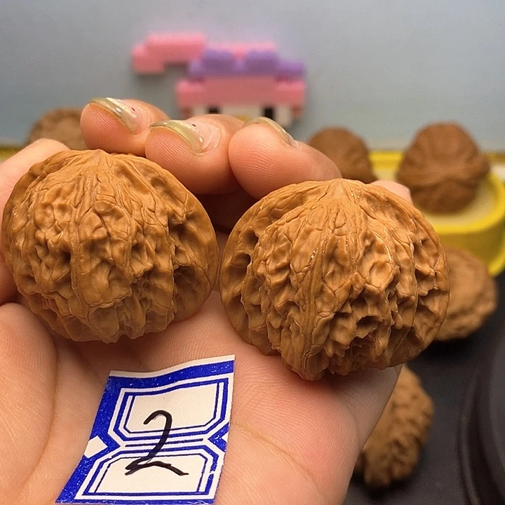 文玩核桃把件40磨盘