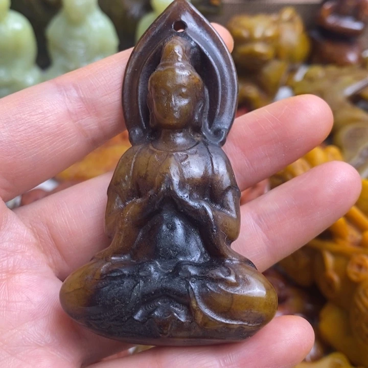 未镶嵌蛇纹石玉颈饰97