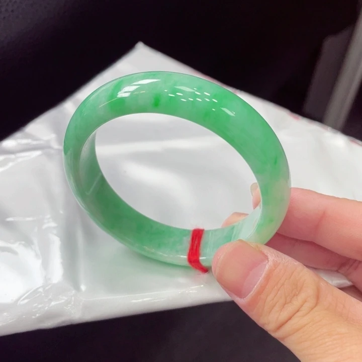 未镶嵌手镯翡翠翡翠