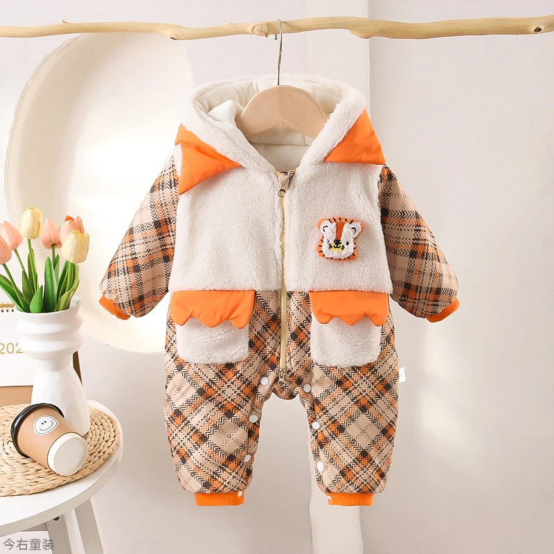 女童棉服连体衣衣2025秋冬装新款婴儿加绒羊羔毛洋气哈衣加厚潮童