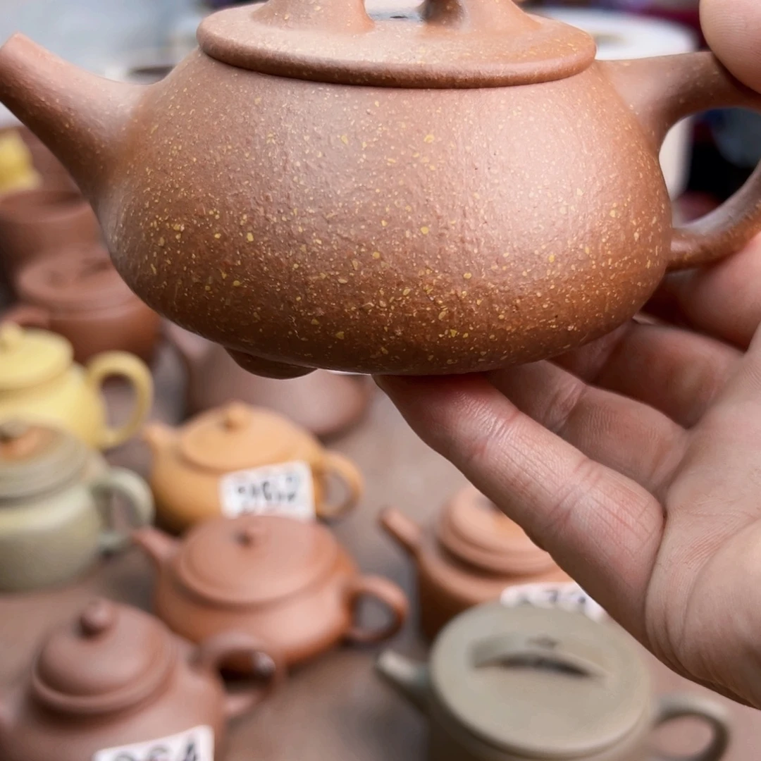 茶壶紫砂16红将坡石瓢