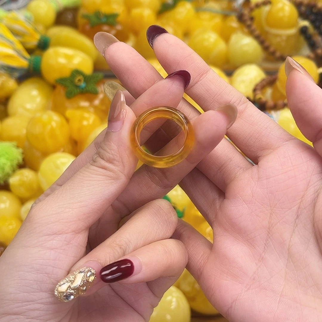 裸石琥珀未镶嵌17.2mm直径戒圈