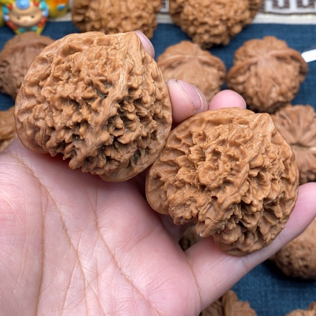 文玩核桃把件R*y46.5满天星全品