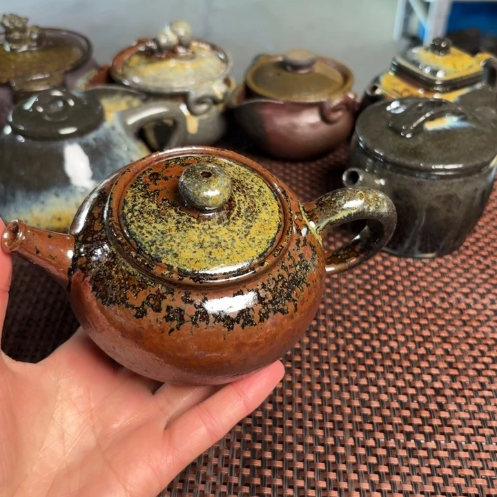 紫砂茶杯大手持壶300 C