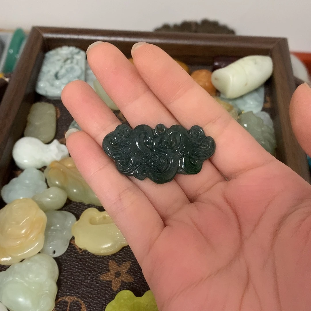 玛瑙/玉髓颈饰合金澹**生