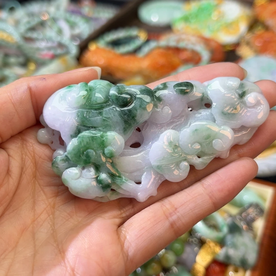 翡翠颈饰未镶嵌待编款