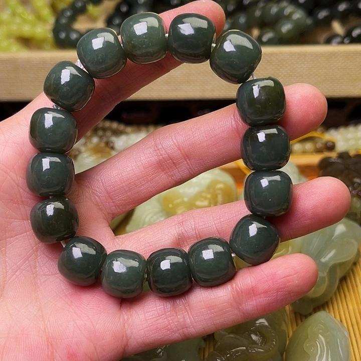 和田玉未镶嵌吊坠(不含链)