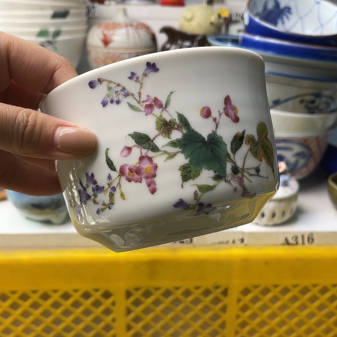 瓷片南*哈哈哈我真的不喜欢这样笑