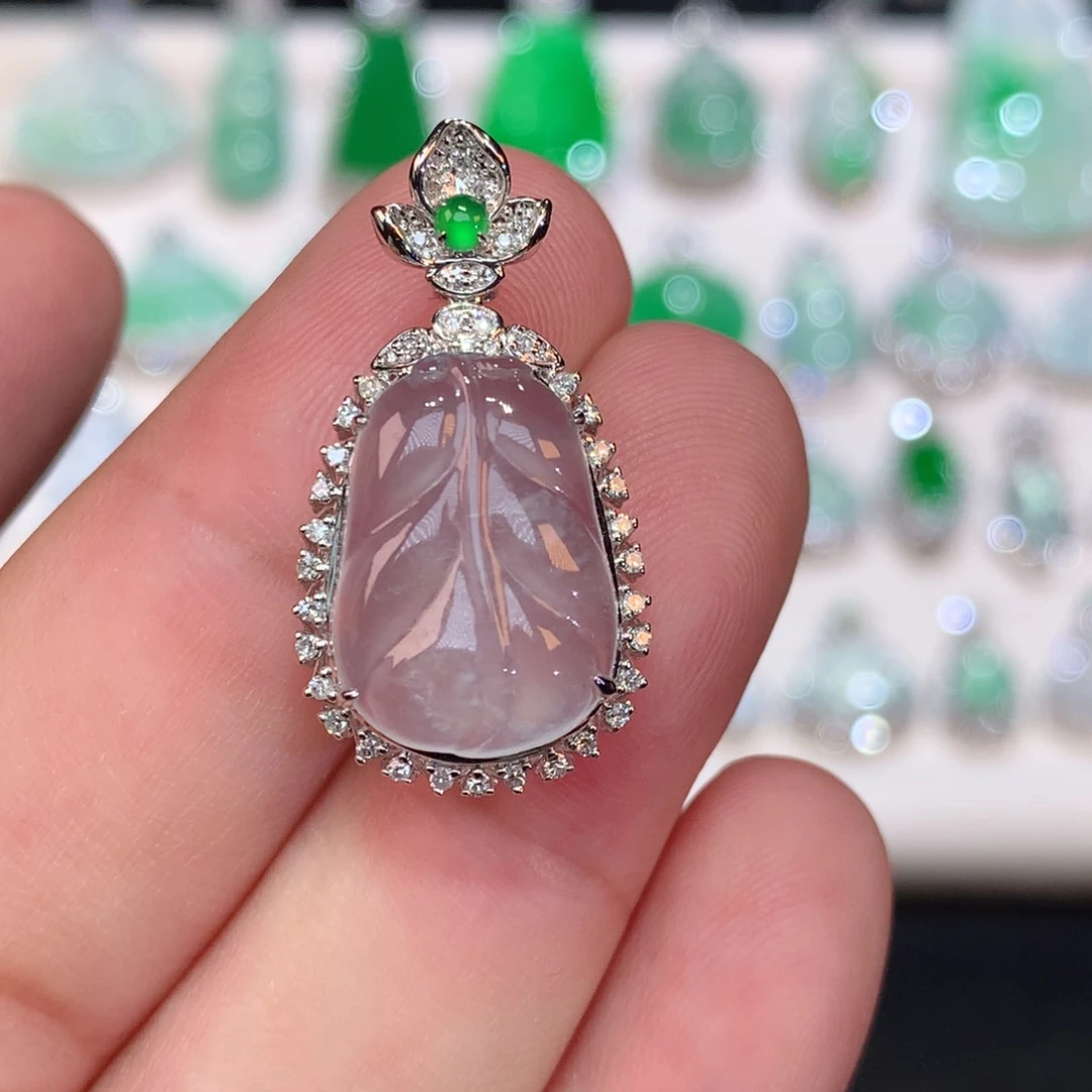 翡翠18K金镶嵌颈饰（收到货48小时鉴赏期）