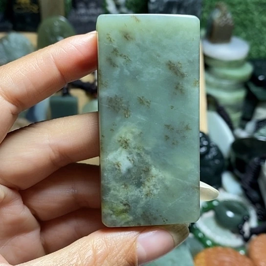 未镶嵌和田玉（糖玉）珠宝半成品