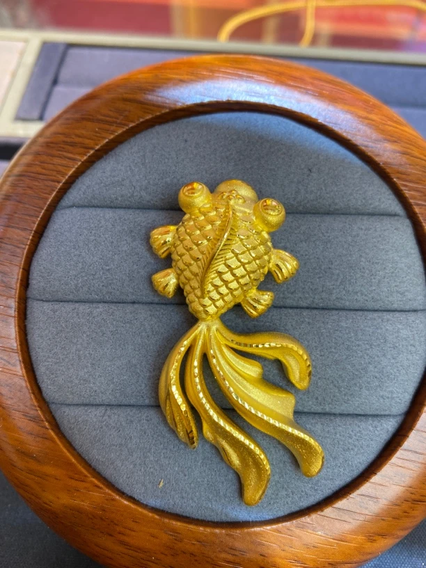 足金999金鱼吊坠