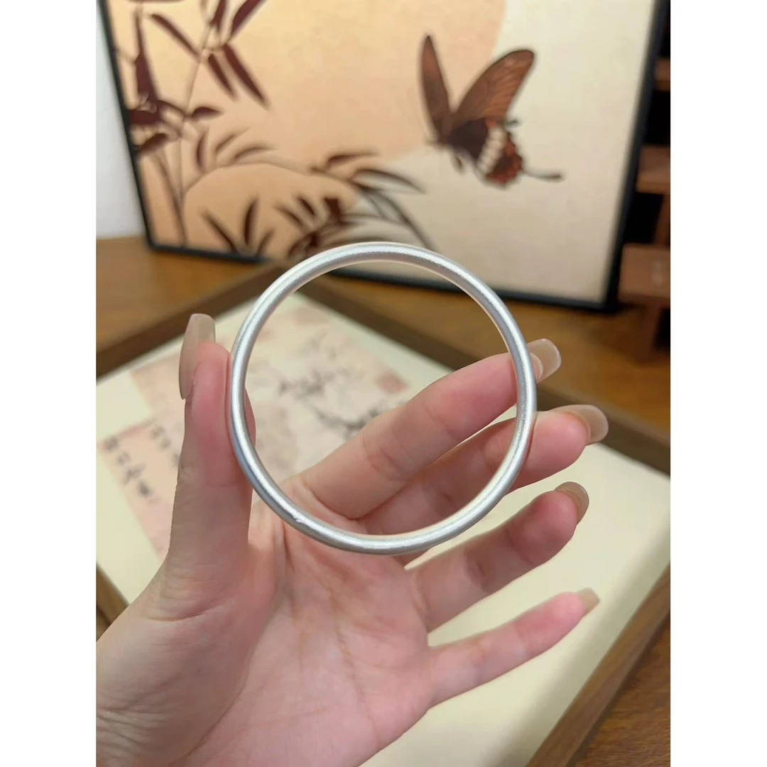 10250705379古法素圈手镯无礼盒