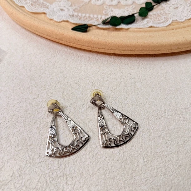 铜合金耳饰 【六六中古】孤品复古耳钉th6464