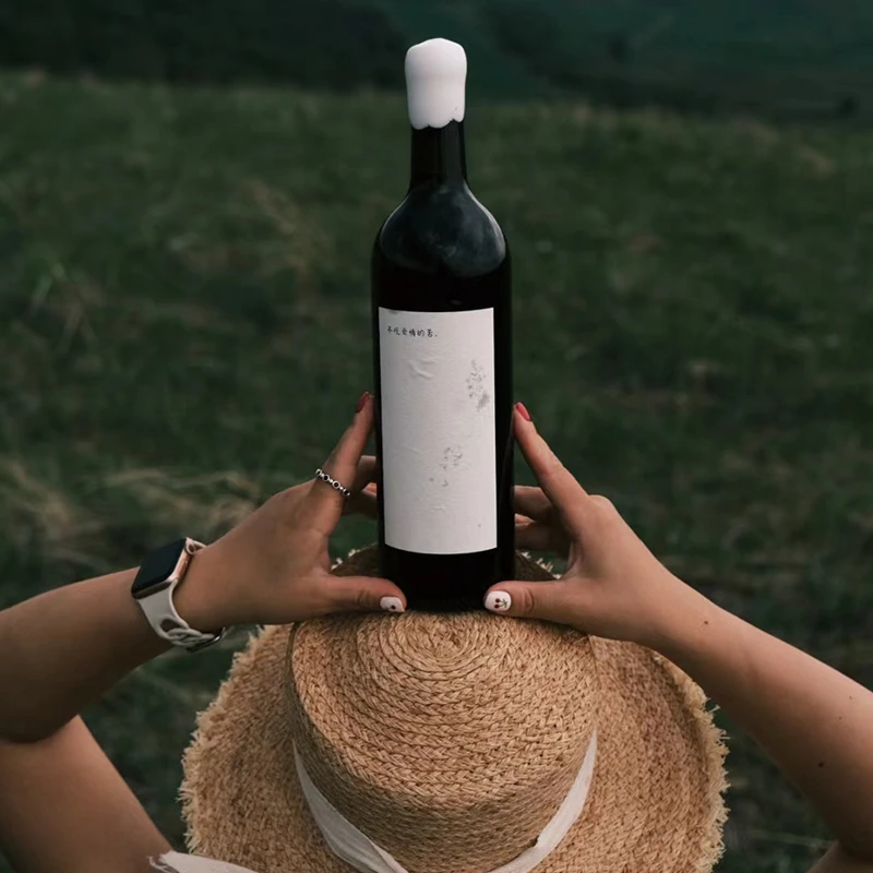 “梅子干草莓干黑巧克力甜肉桂风味”～18度加强甜型红葡萄酒750m