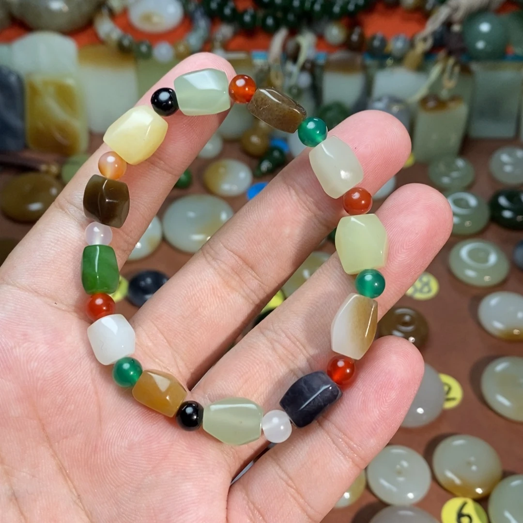 和田玉未镶嵌吊坠(不含链)