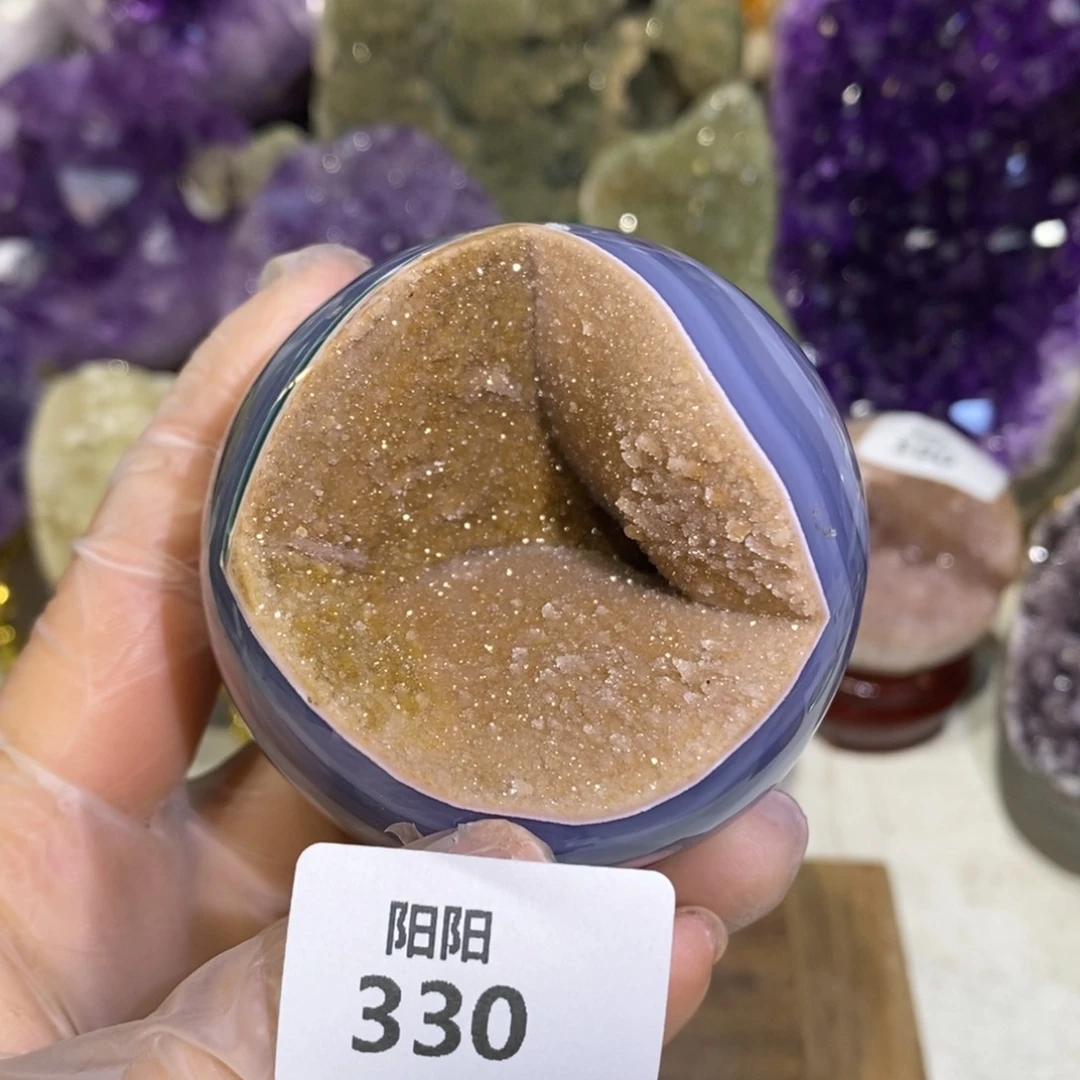 紫晶未镶嵌大型摆件（非配饰）