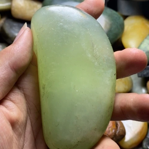 未镶嵌和田玉（糖玉）挂件