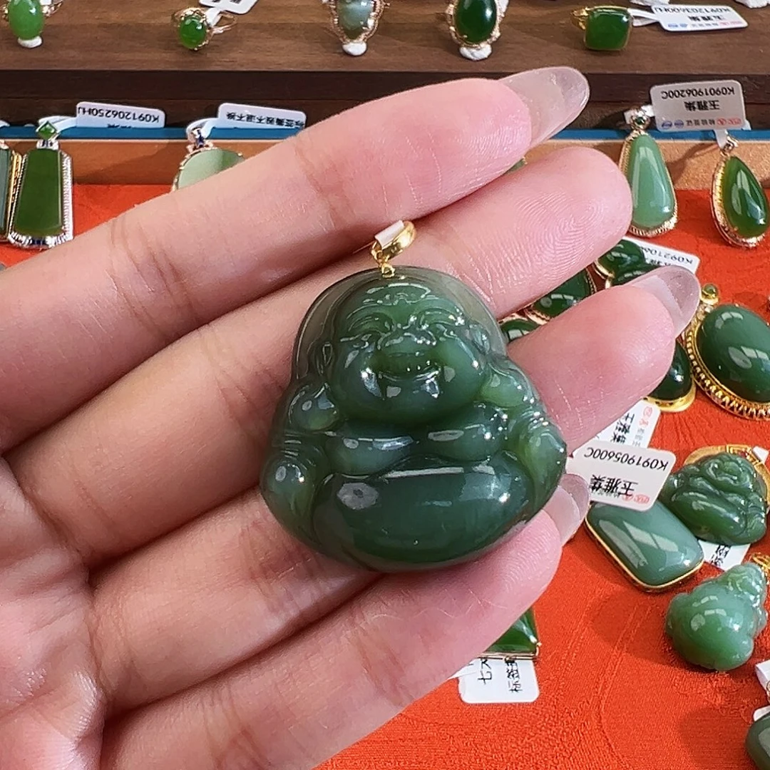 在***方吊坠(不含链)18K金镶嵌和田玉