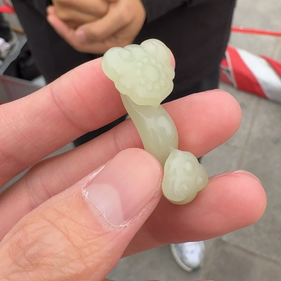 和田玉未镶嵌颈饰1029杨哥