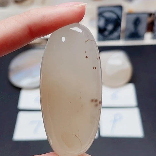 玛瑙/玉髓珠宝奇石未镶嵌