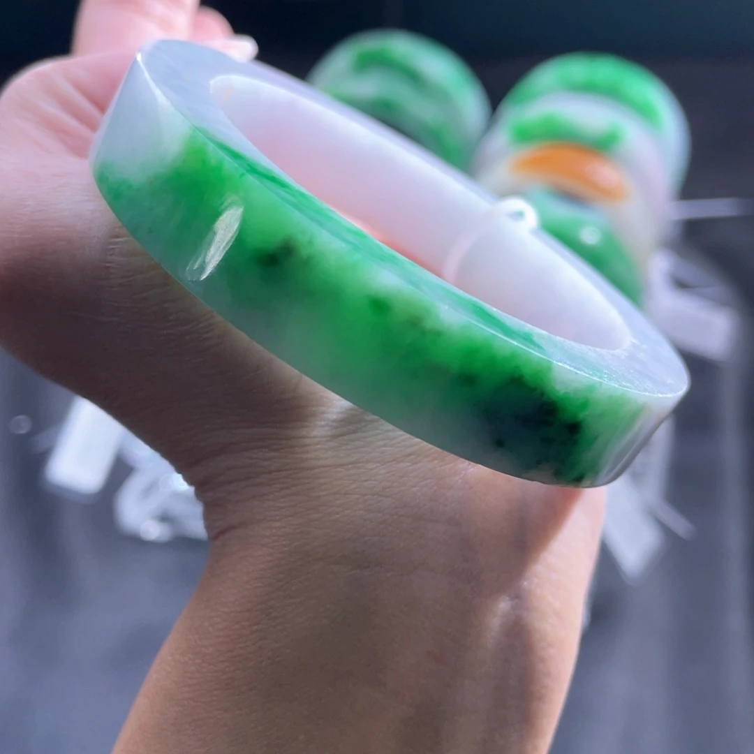 未镶嵌翡翠定制翡翠